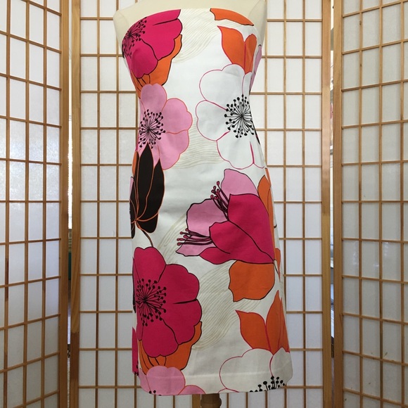 Banana Republic Dresses & Skirts - Bright Floral Banana Republic Lined Midi Sz 4